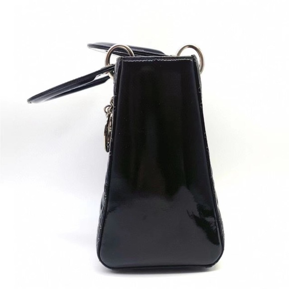 Medium lady Dior in black patent with good condition - Picture 7 of 11